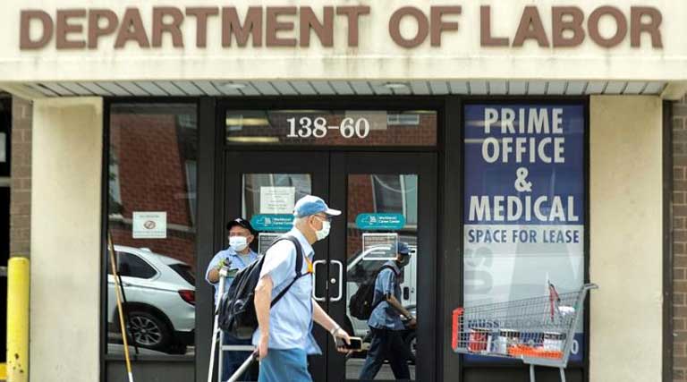 Pedestrians_2020_New_York_Department of labor_Queens