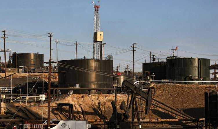 Pumpjacks_Hydraulic Fracturing_Fracking_Inglewood Oil Fields_Los Angeles_California