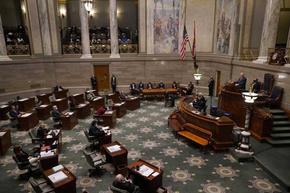 Mike parson_Jefferson City_Missouri_House Chamber