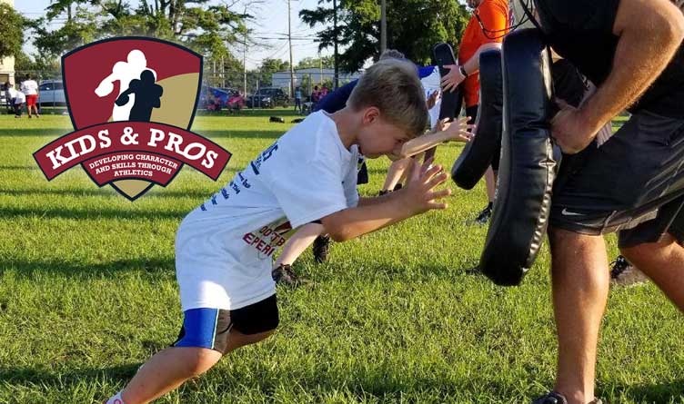 Kids and Pros Football Clinic Returns to Chattanooga