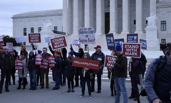 Protesters outside of the U.S. Supreme Court during the oral arguments for Janus vs. AFSCME, Feb. 26, 2018.