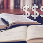 Study Examines Cost Of College Course Materials In Tennessee