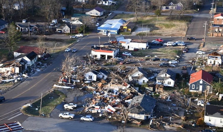 Woman Begs Lee To Help Tennessee Towns Devastated By December Tornadoes